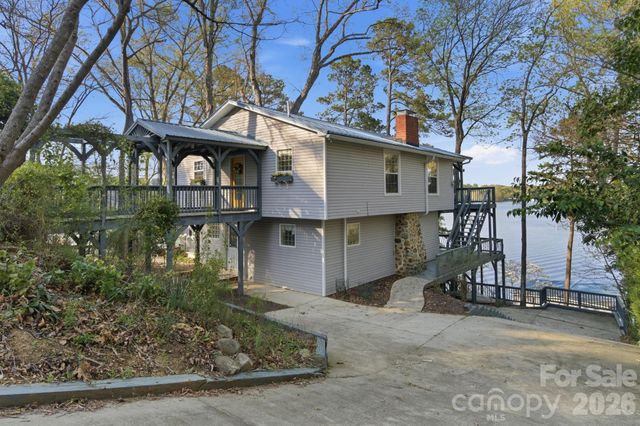 547 Lake Shore Drive, Norwood, NC 28128
