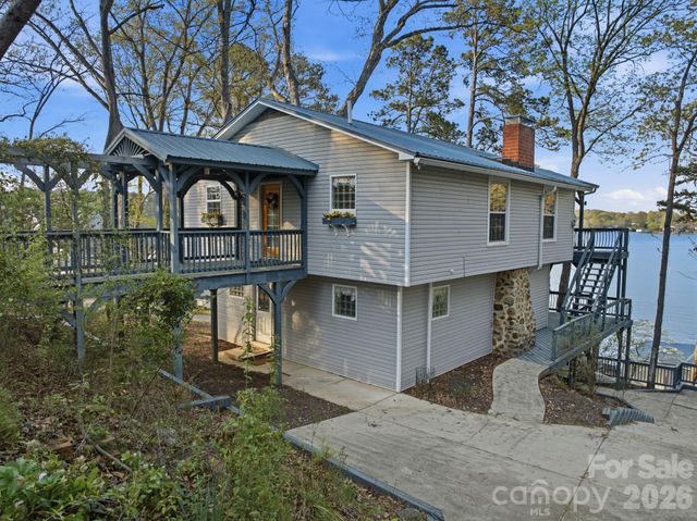 547 Lake Shore Drive, Norwood, NC 28128