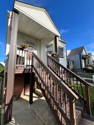 2123 N KARLOV Avenue, Chicago, IL 60639