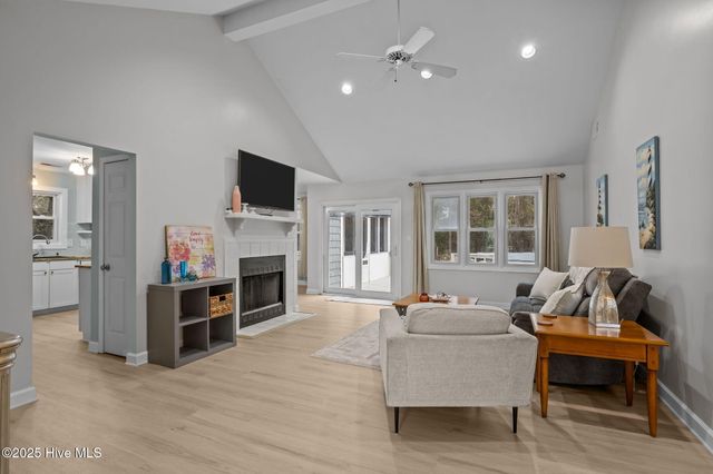 121 Guthrie Drive, Newport, NC 28570