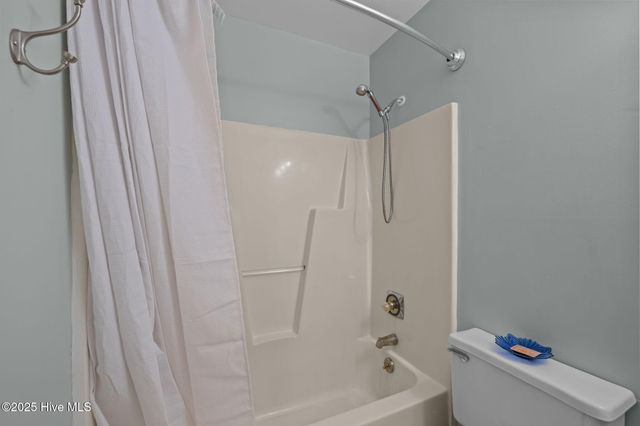 121 Guthrie Drive, Newport, NC 28570