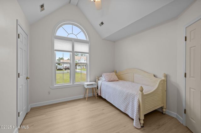121 Guthrie Drive, Newport, NC 28570