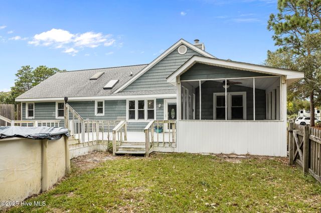 121 Guthrie Drive, Newport, NC 28570