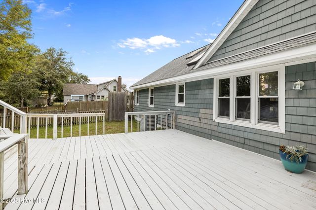 121 Guthrie Drive, Newport, NC 28570