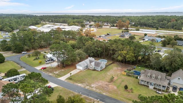 121 Guthrie Drive, Newport, NC 28570