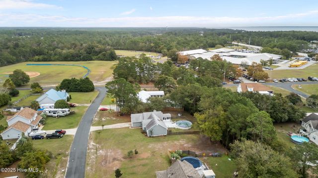 121 Guthrie Drive, Newport, NC 28570
