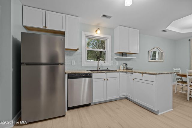 121 Guthrie Drive, Newport, NC 28570