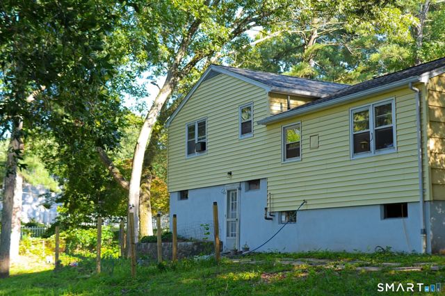 12 Silver Drive, Burlington, CT 06013