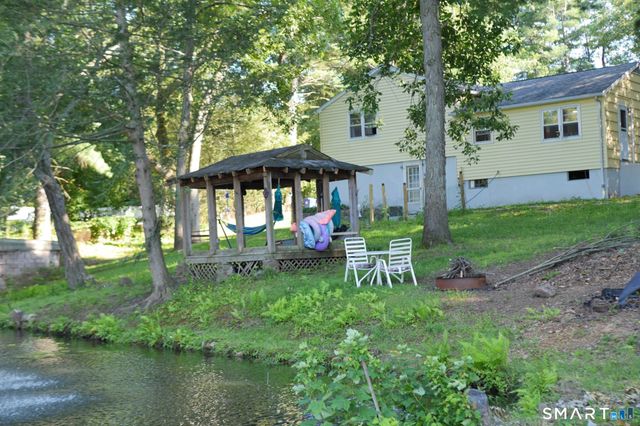 12 Silver Drive, Burlington, CT 06013