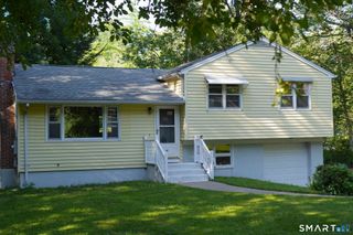 12 Silver Drive, Burlington, CT 06013