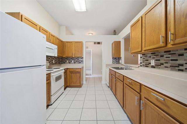 30525 LANESBOROUGH CIRCLE, Wesley Chapel, FL 33543