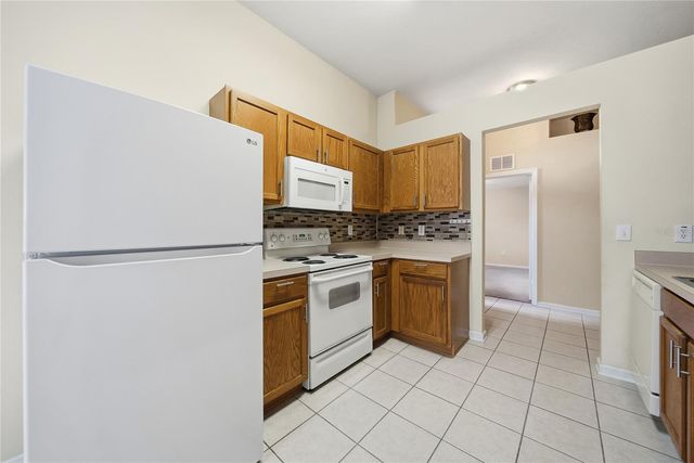 30525 LANESBOROUGH CIRCLE, Wesley Chapel, FL 33543