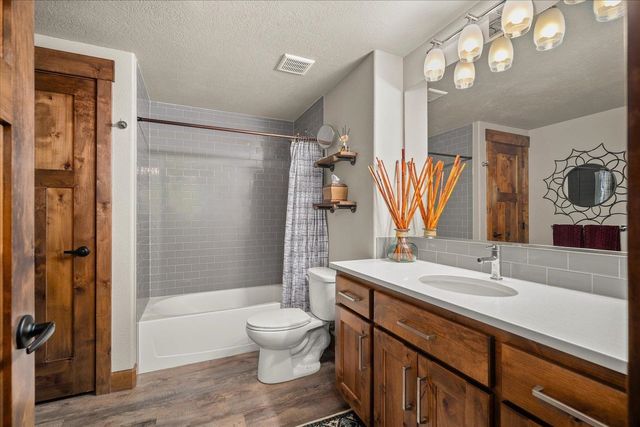 1111 N River Ridge Blvd Blvd, Spokane, WA 99224