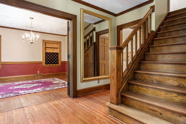 2716 Spring Creek Road, Rockford, IL 61107