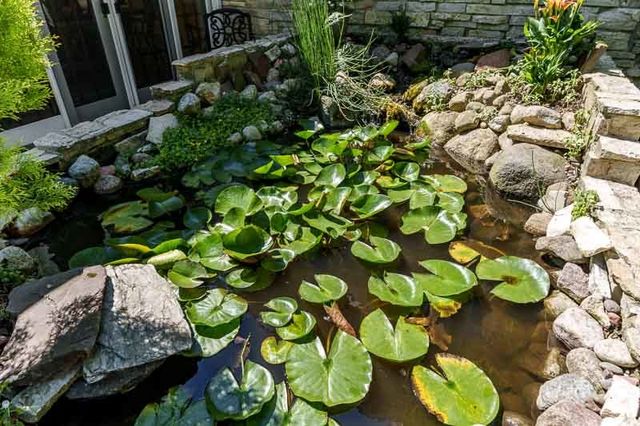 2716 Spring Creek Road, Rockford, IL 61107