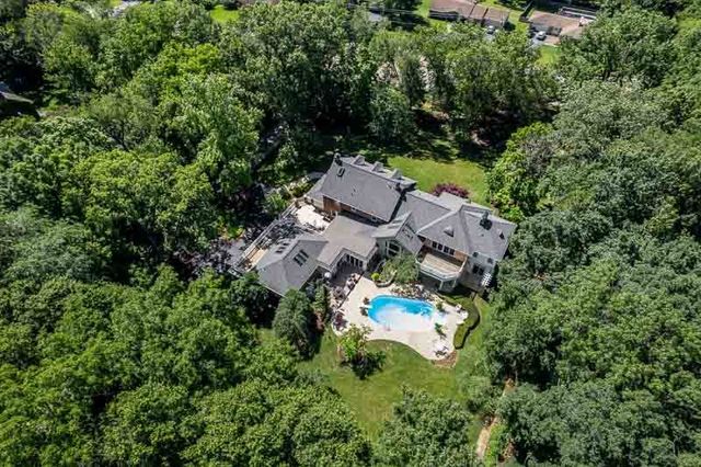 2716 Spring Creek Road, Rockford, IL 61107