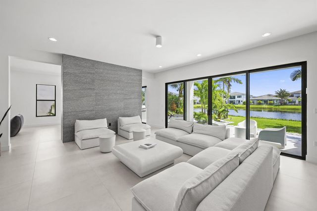 17070 Rainbow Falls Trail, Boca Raton, FL 33496