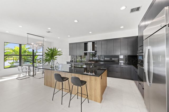 17070 Rainbow Falls Trail, Boca Raton, FL 33496