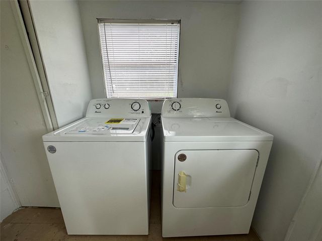 3715 Fm 1765, La Marque, TX 77568