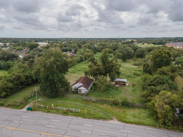 3715 Fm 1765, La Marque, TX 77568