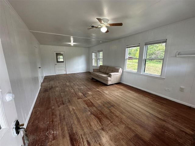 3715 Fm 1765, La Marque, TX 77568