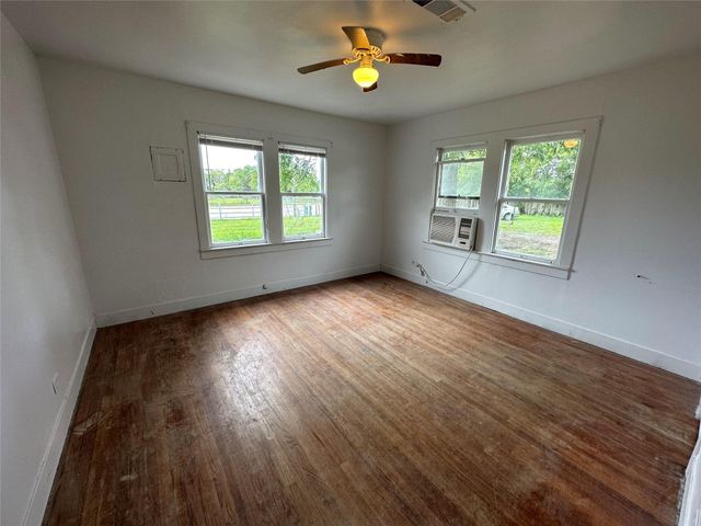 3715 Fm 1765, La Marque, TX 77568