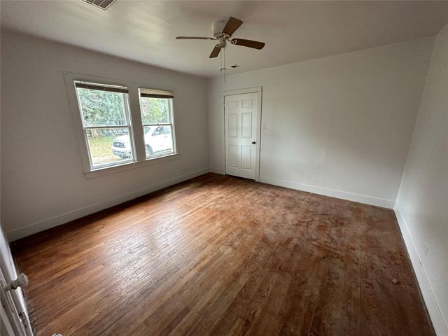 3715 Fm 1765, La Marque, TX 77568