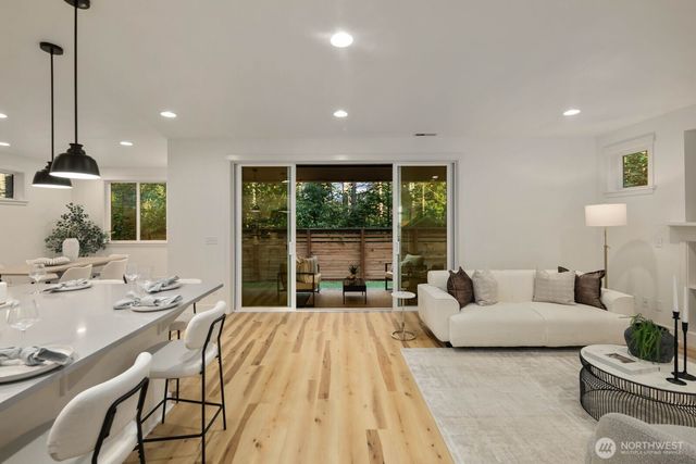 13427 Edmunds Parkway E, Bonney Lake, WA 98391