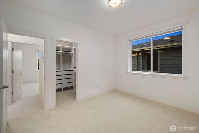 13427 Edmunds Parkway E, Bonney Lake, WA 98391