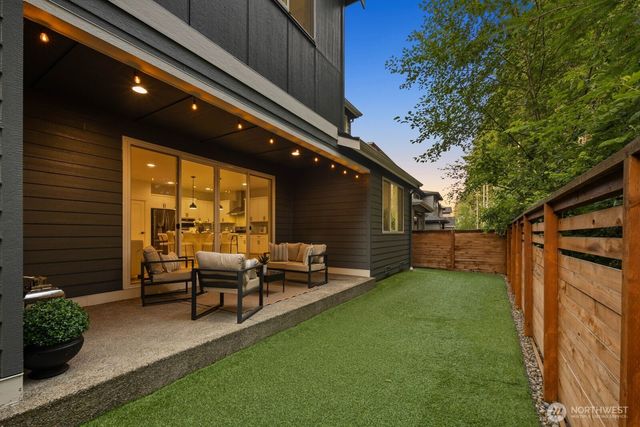 13427 Edmunds Parkway E, Bonney Lake, WA 98391
