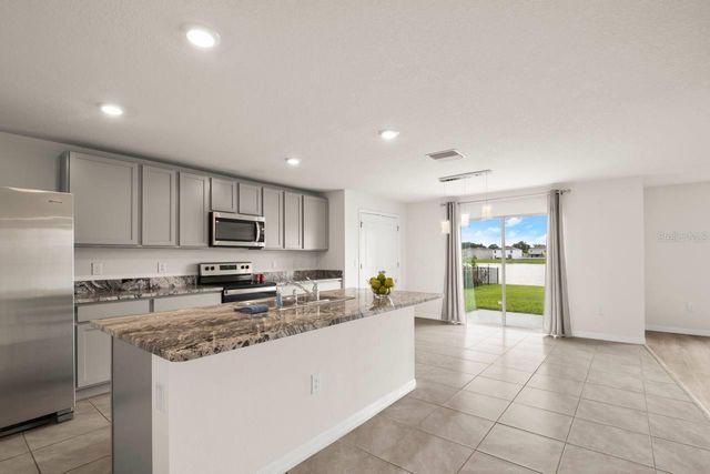 7782 SAIL CLOVER LANE, Zephyrhills, FL 33540