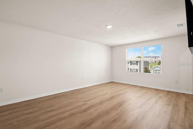 7782 SAIL CLOVER LANE, Zephyrhills, FL 33540