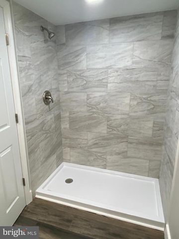 714 NORRIS LN, Essex, MD 21221