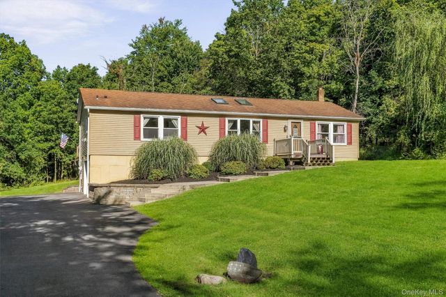 97 Heselton Drive, Slate Hill, NY 10973