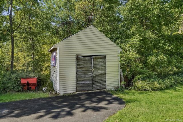 97 Heselton Drive, Slate Hill, NY 10973