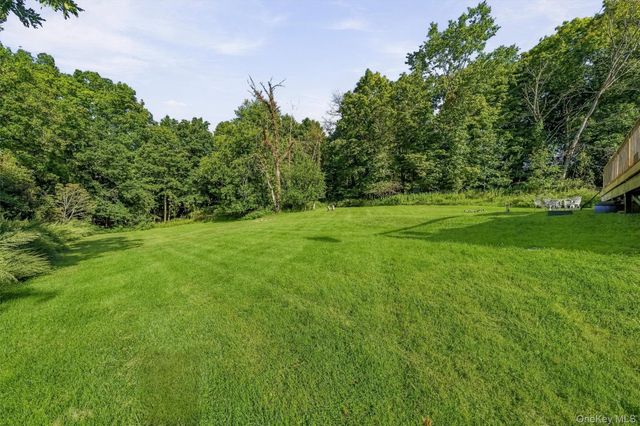 97 Heselton Drive, Slate Hill, NY 10973