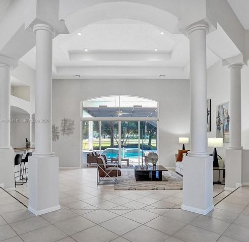 2501 Poinciana Dr, Weston, FL 33327