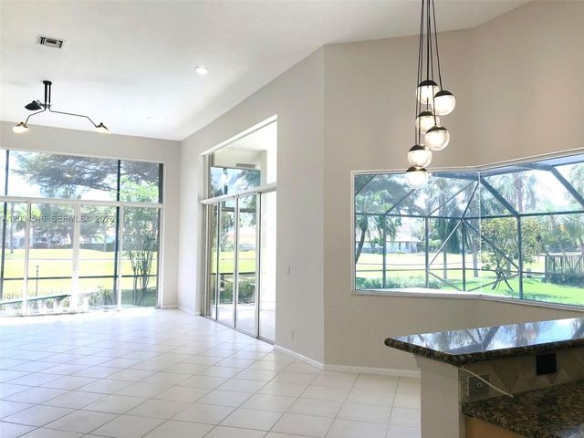 2501 Poinciana Dr, Weston, FL 33327