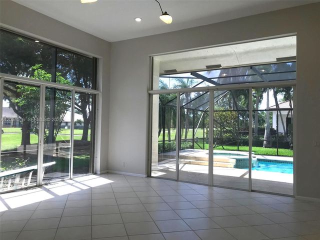 2501 Poinciana Dr, Weston, FL 33327