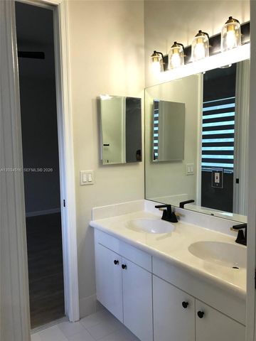 2501 Poinciana Dr, Weston, FL 33327