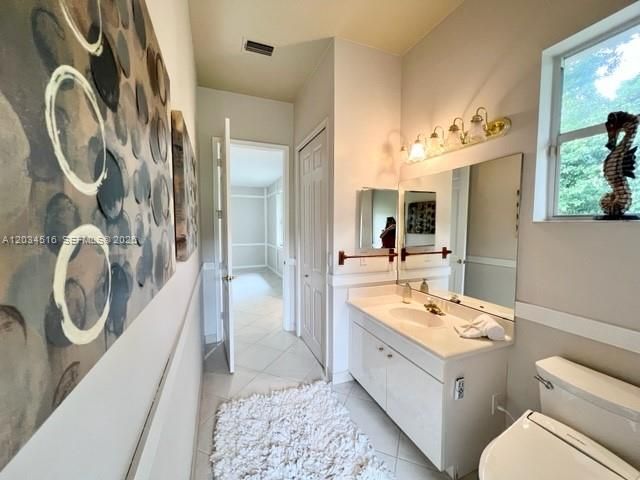 2501 Poinciana Dr, Weston, FL 33327