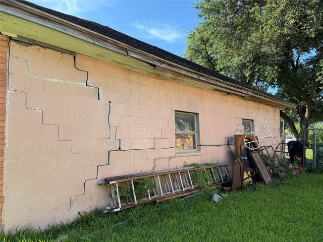 4537 Teton Street, Houston, TX 77051