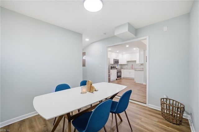 1821 S Lakeland DR, Norfolk, VA 23518