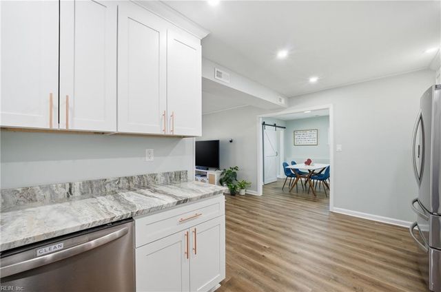 1821 S Lakeland DR, Norfolk, VA 23518