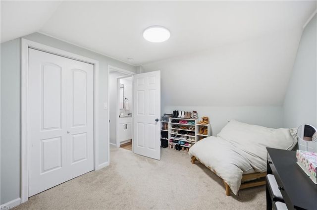 1821 S Lakeland DR, Norfolk, VA 23518