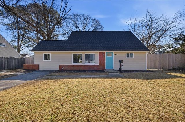 1821 S Lakeland DR, Norfolk, VA 23518