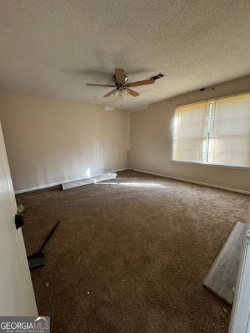 871 Brandy Oaks Lane, Stone Mountain, GA 30088