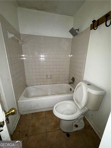 871 Brandy Oaks Lane, Stone Mountain, GA 30088