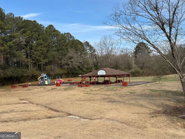 871 Brandy Oaks Lane, Stone Mountain, GA 30088