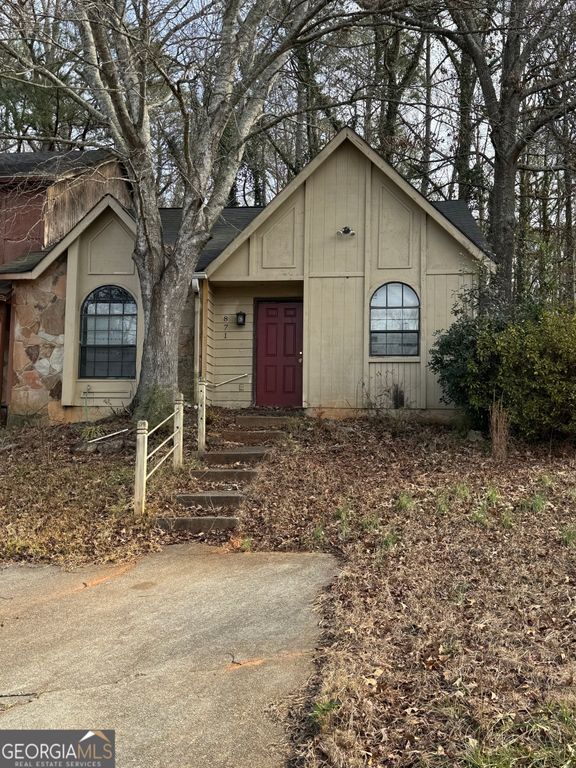 871 Brandy Oaks Lane, Stone Mountain, GA 30088